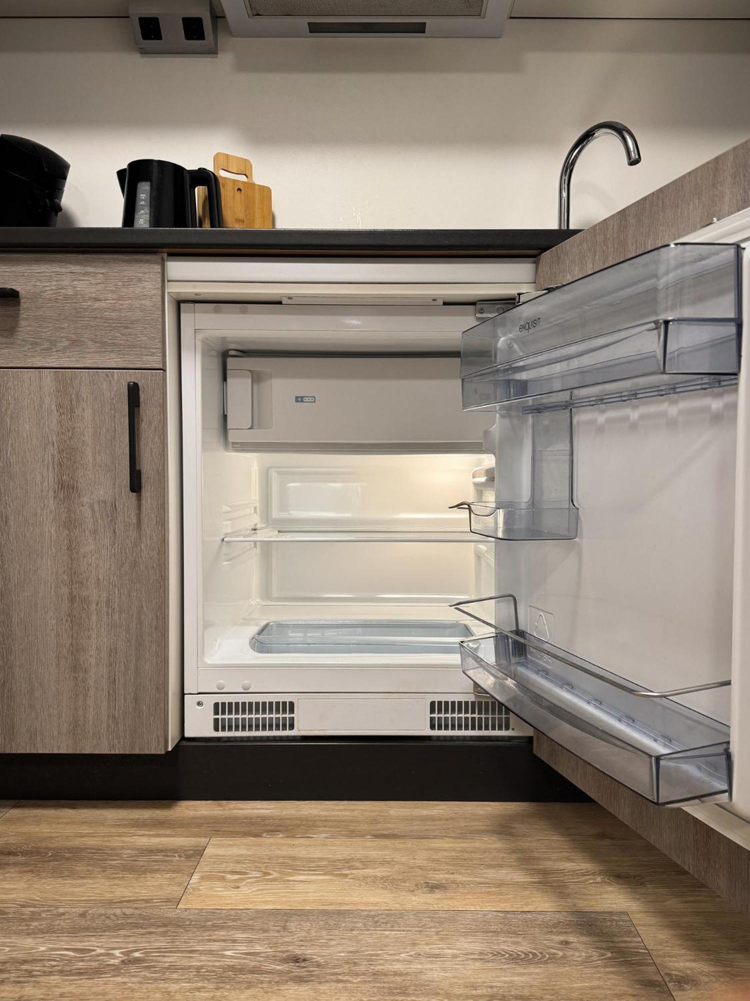 Stilvolles Apartment Mit Parkplatz, Barrierefrei 라인하임 외부 사진